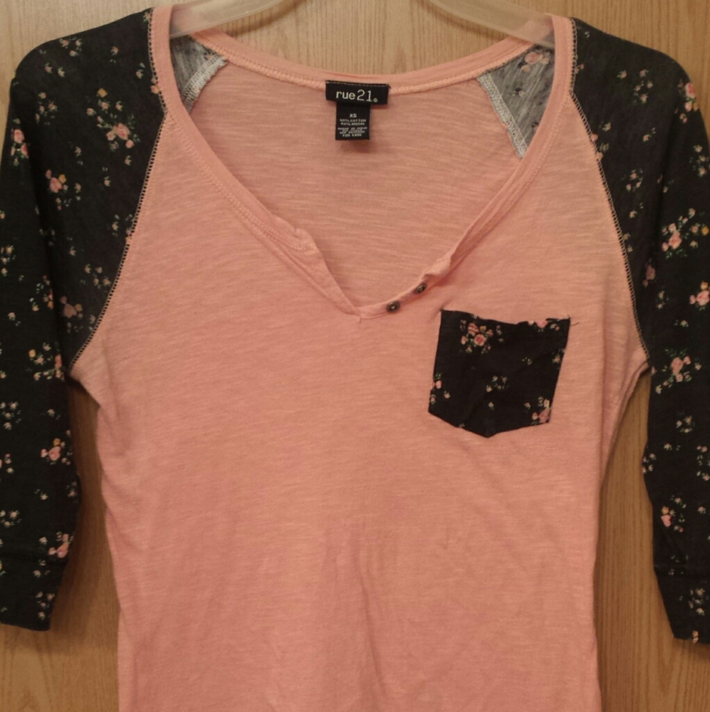 🎀 Rue 21 top 3/4 sleeve
